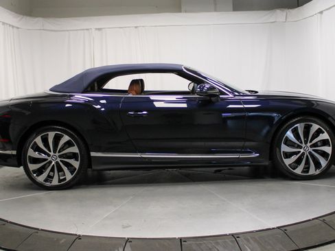 New 2026 Bentley Continental GTC image 10