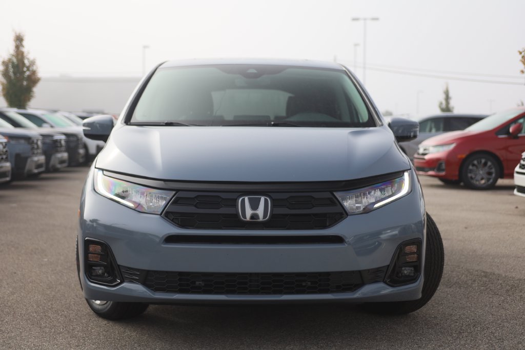New 2027 Honda Odyssey Elite image 2