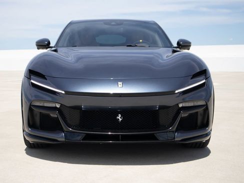 Used 2025 Ferrari Purosangue AWD/4WD image 2