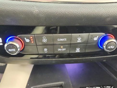 Used 2024 Buick Enclave Essence w/ LPO, Floor Liner Package FWD image 30