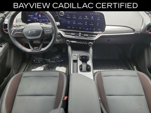 Used 2024 Chevrolet Equinox EV RS FWD image 17