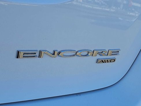 Used 2021 Buick Encore Preferred w/ Safety Package image 42