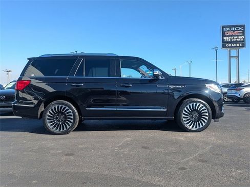 Used 2021 Lincoln Navigator Black Label image 3