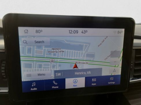 Used 2022 Ford Explorer Limited w/ Equipment Group 301A image 17