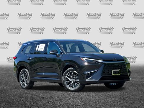 New 2026 Lexus TX 350 AWD image 2