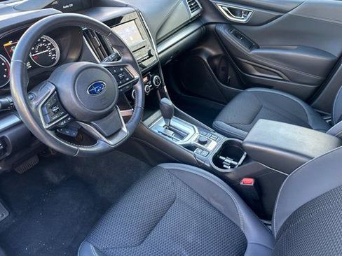 Used 2023 Subaru Forester Premium image 9