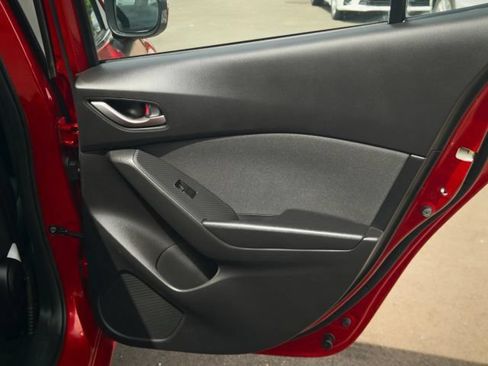 Used 2014 MAZDA MAZDA3 i Touring FWD image 50
