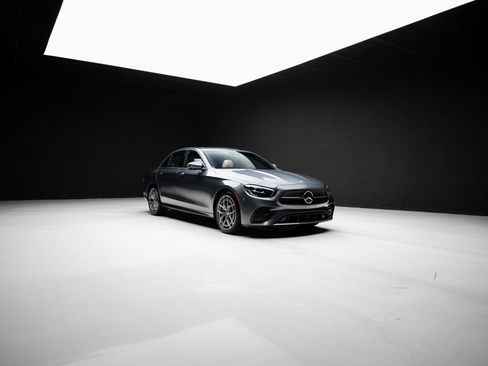 Used 2023 Mercedes-Benz E 350 Sedan image 88
