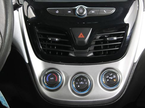 Used 2018 Chevrolet Spark LT image 19