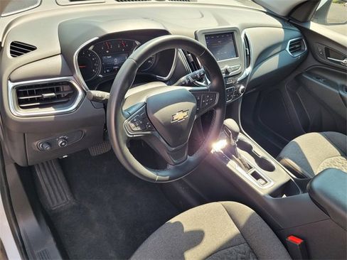 Certified 2024 Chevrolet Equinox LT image 7