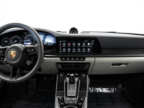 Used 2024 Porsche 911 Carrera 4S image 20