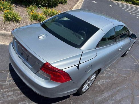 Used 2011 Volvo C70 T5 FWD image 12