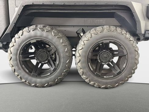 Used 2021 Jeep Gladiator Overland w/ Popular Equipment Package AWD/4WD image 15