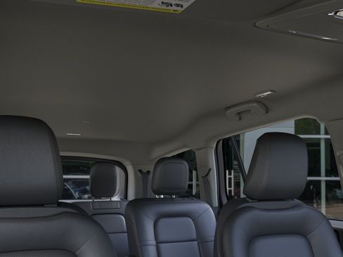New 2026 Lincoln Aviator 2WD image 22