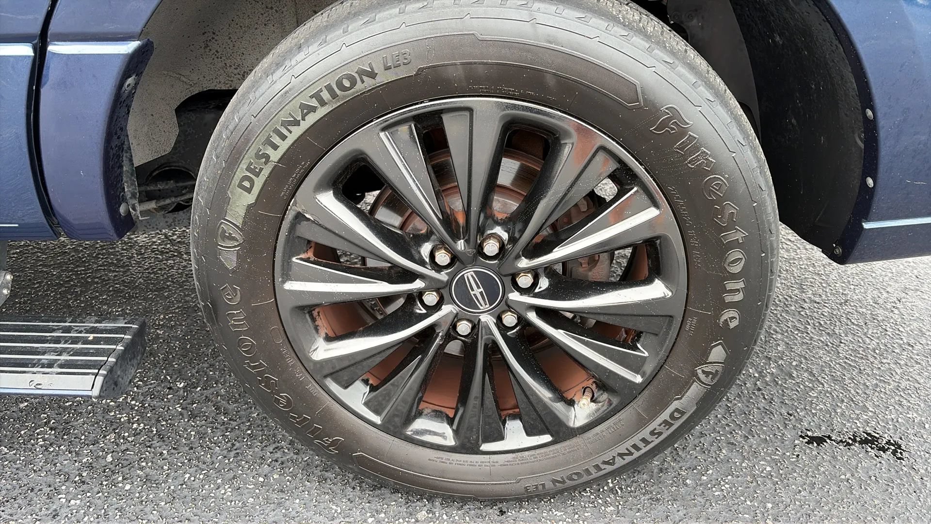 Used 2015 Lincoln Navigator 2WD image 20