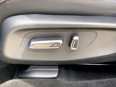 Used 2025 Acura ADX A-Spec image 32