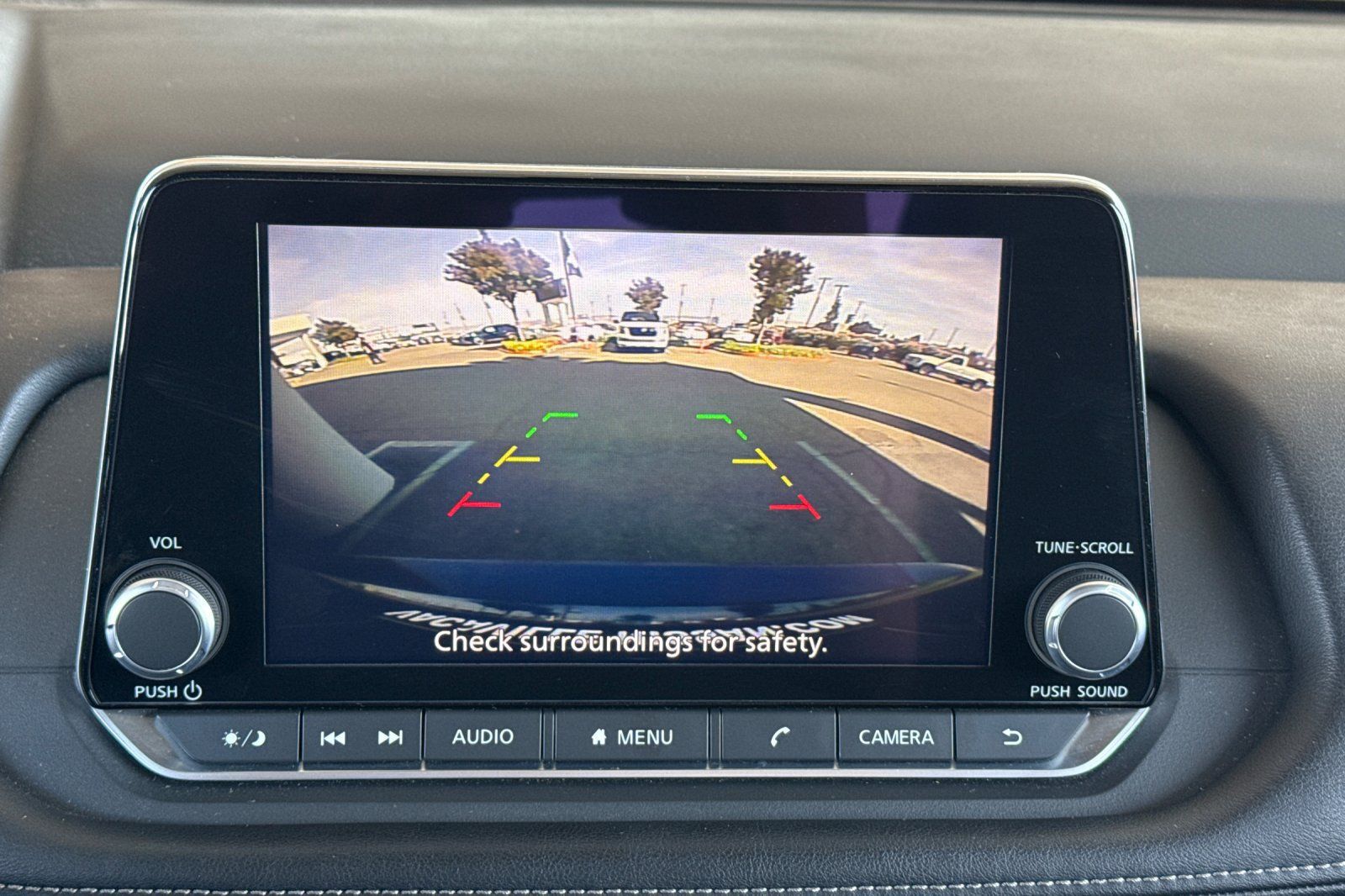 Certified 2025 Nissan Rogue SV AWD/4WD image 26