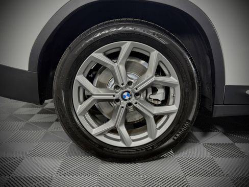 Used 2024 BMW X3 xDrive30i image 17