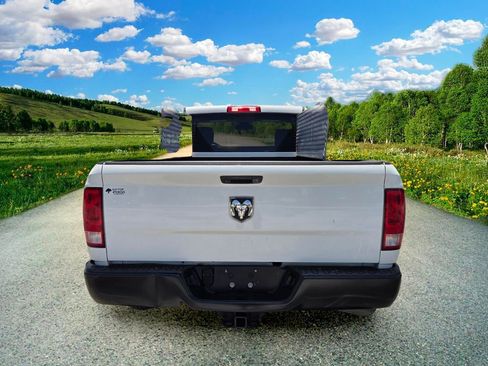 Used 2019 RAM 1500 Tradesman RWD image 5
