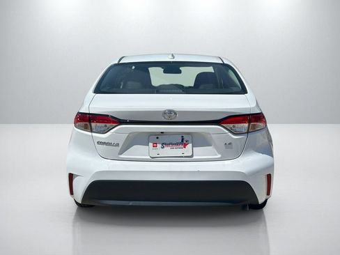 Certified 2025 Toyota Corolla LE FWD image 6