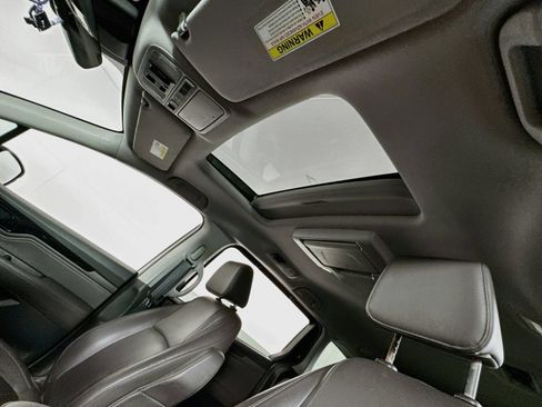 Used 2019 Honda Odyssey Elite image 15