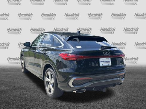 Used 2025 Audi Q5 Prestige w/ 20" Wheel Package AWD/4WD image 7