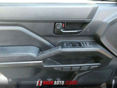 Used 2026 Toyota Tacoma SR5 AWD/4WD image 57