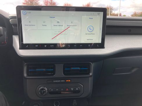 New 2025 Ford Maverick XLT w/ XLT Luxury Package image 13