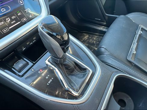 Used 2022 Subaru Outback Limited image 30