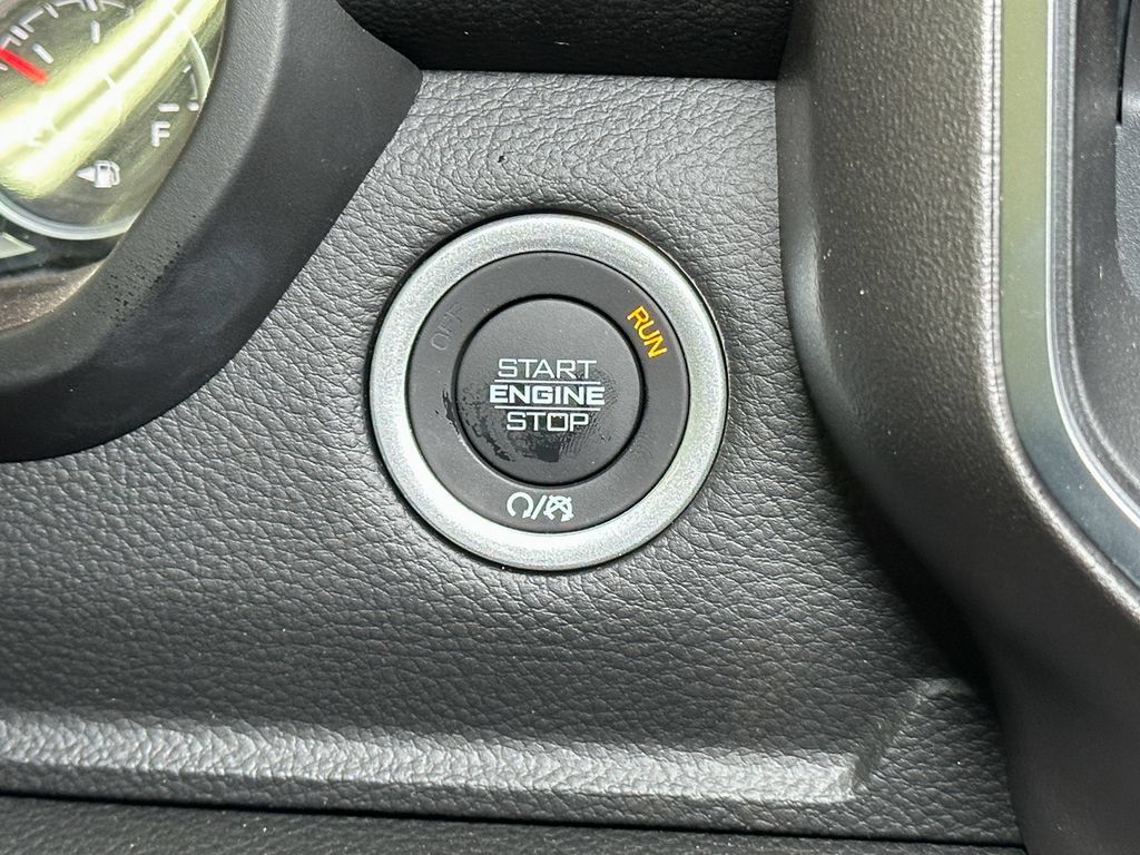 New 2026 RAM 1500 Big Horn AWD/4WD image 22
