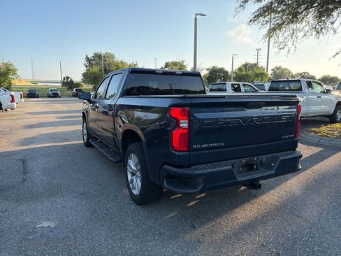 Used 2020 Chevrolet Silverado 1500 Custom w/ Custom Value Package RWD image 3