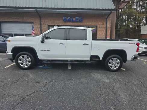 Used 2020 Chevrolet Silverado 2500 LTZ w/ LTZ Premium Package image 2