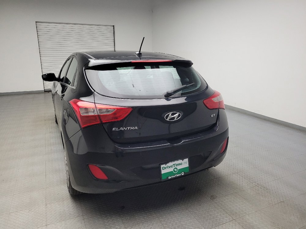 Used 2017 Hyundai Elantra GT FWD image 6