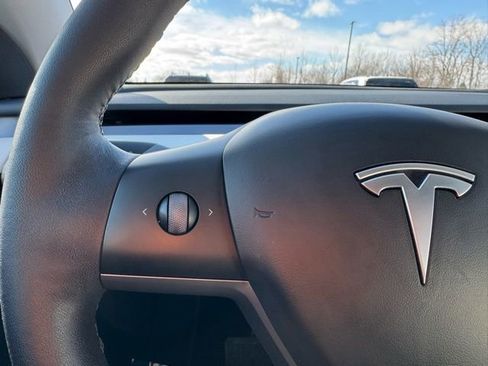 Used 2023 Tesla Model Y Long Range image 15