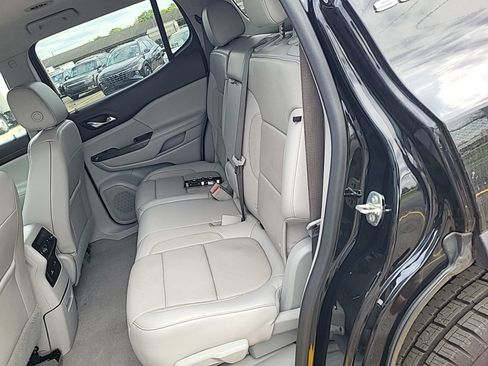 Used 2020 GMC Acadia AT4 w/ GMC Pro Grade Package AWD/4WD image 11