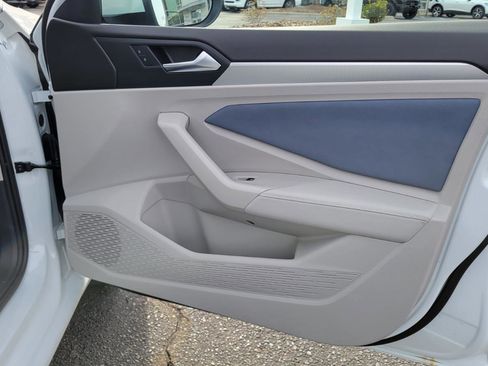 New 2026 Volkswagen Jetta SE image 34