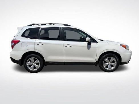 Used 2014 Subaru Forester 2.5i Limited AWD/4WD image 9