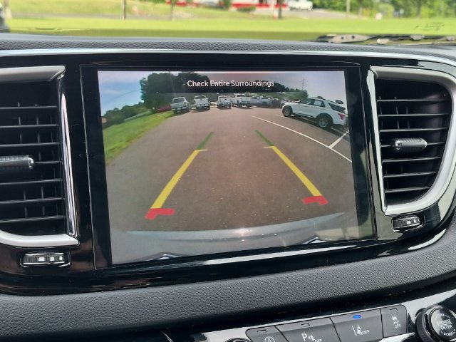 Used 2025 Chrysler Pacifica Select FWD image 26