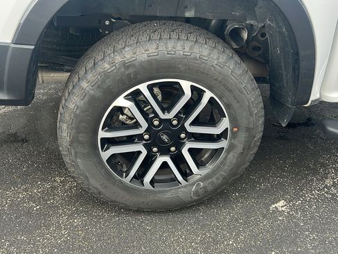 Used 2024 Ford Ranger Lariat image 10