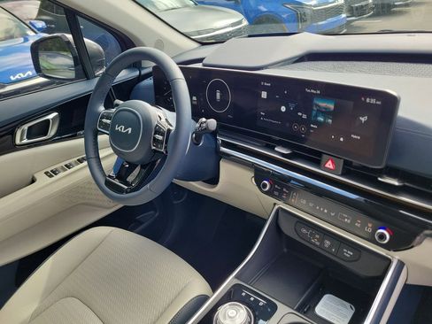 New 2026 Kia Carnival SX Prestige FWD image 8