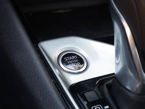 Used 2024 Nissan Altima 2.5 SV image 8