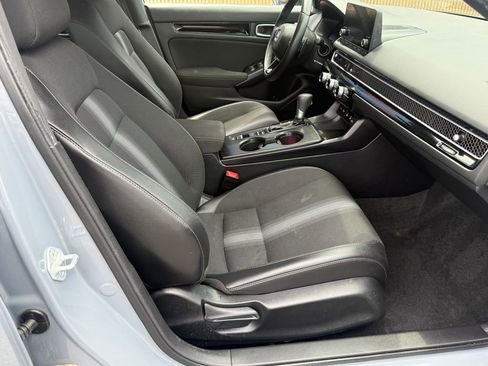 Used 2025 Honda Civic Sport image 18