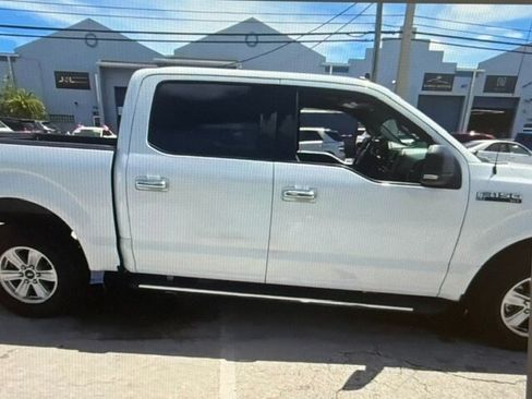 Used 2019 Ford F150 XLT w/ Equipment Group 302A Luxury RWD image 4