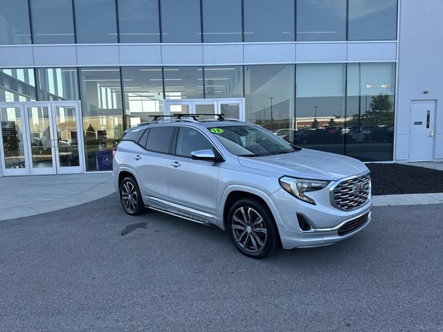 Used 2018 GMC Terrain Denali w/ LPO, 'HIT The Road' Package AWD/4WD image 6