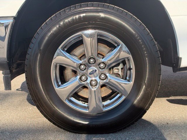 Used 2019 Ford F150 XLT w/ Equipment Group 302A Luxury AWD/4WD image 9