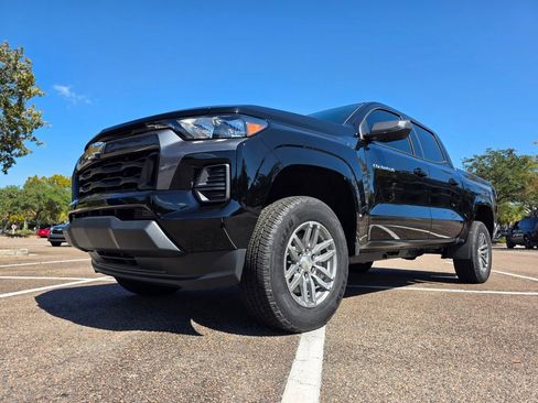 New 2026 Chevrolet Colorado LT image 8