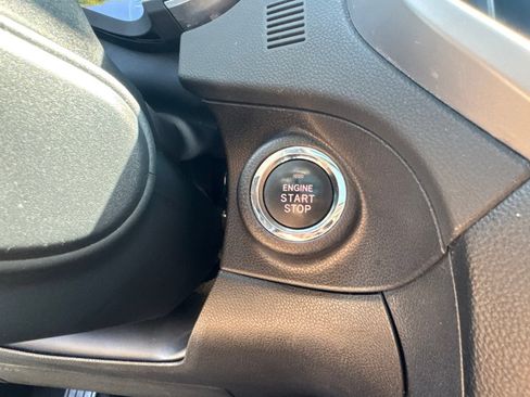 Used 2019 Subaru Ascent Limited AWD/4WD image 34