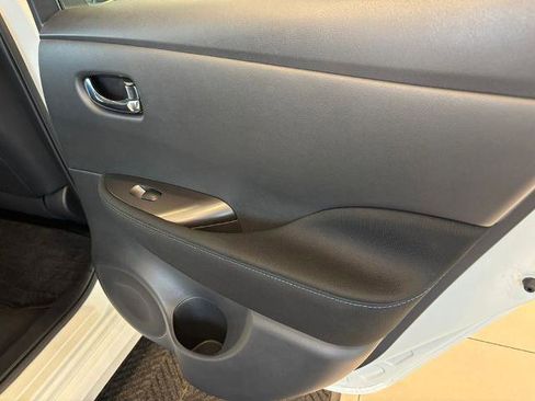 Certified 2023 Nissan Leaf S image 27