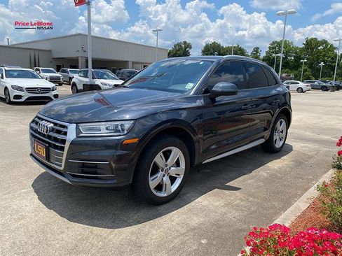 Used 2018 Audi Q5 2.0T Premium AWD/4WD image 3