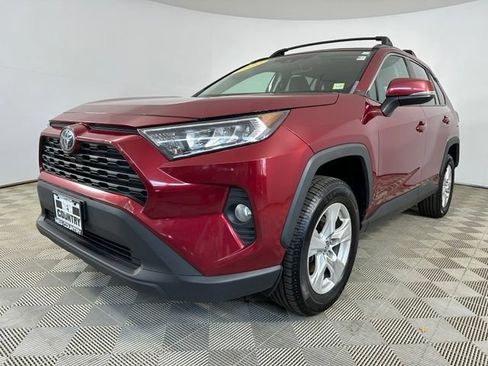Used 2020 Toyota RAV4 XLE w/ Convenience Package AWD/4WD image 3